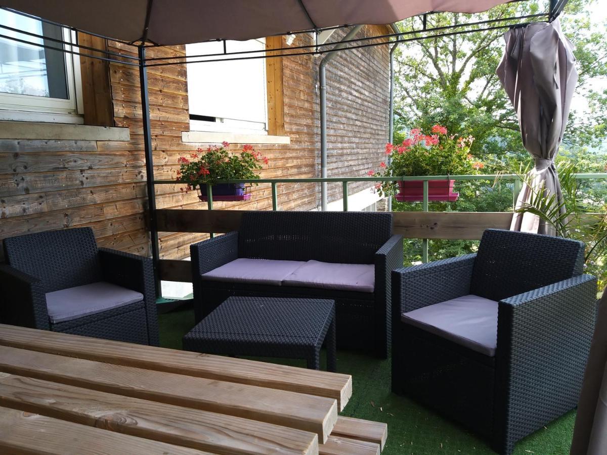 Bed and Breakfast Le Grand Val Lavastrie Екстер'єр фото
